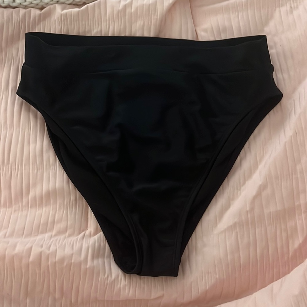 cheeky black swimsuit bottoms